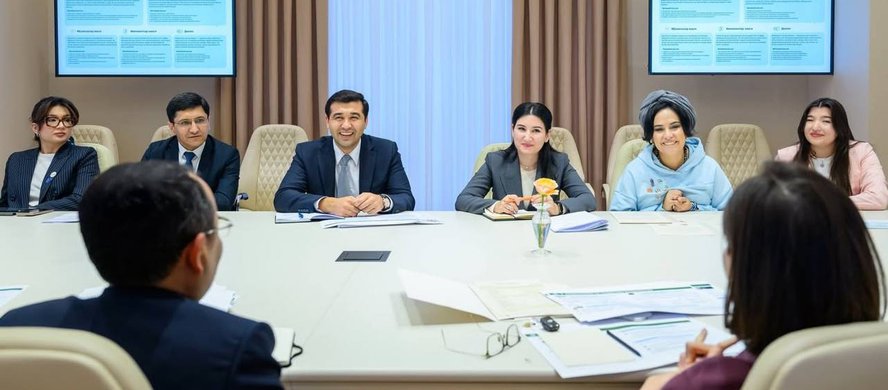 Uzbekistan — Meeting with the leadership of the National Social Protection Agency, Youth Affairs Agency, and Volunteers Association on the First Central Asia Volunteer Academy and Forum (highlight: Shakhnoza Shavkatovna).