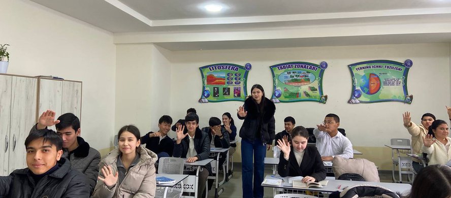 Buxara mamleketlik pedagogika institutında «Human Volunteers» joybarı sheńberinde keńes ótkerildi.