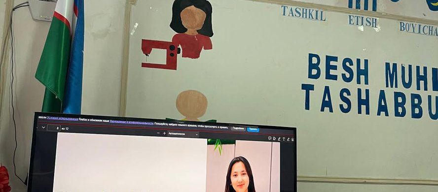 Toshkent wálayatı, Parkent rayonı, Zarkent awılındaǵı 15-mektepte «Human Volunteers» joybarı sheńberinde keńes ótkerildi.
